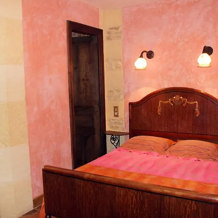 Maison Charmante A Avec Piscine Partagee *