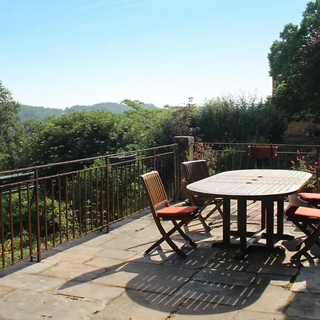 Hébergement de vacances Maison De 4 Avec Piscine Partagee Et Jardin Amenage A Cybranet *