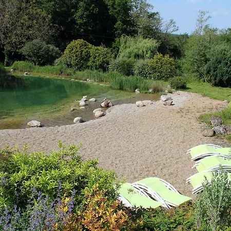 Maison De 4 Avec Piscine Partagee Et Jardin Amenage A Cybranet