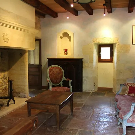 Maison De 4 Avec Piscine Partagee Et Jardin Amenage A Cybranet Hébergement de vacances